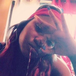 Meet your Posher, Jadaa